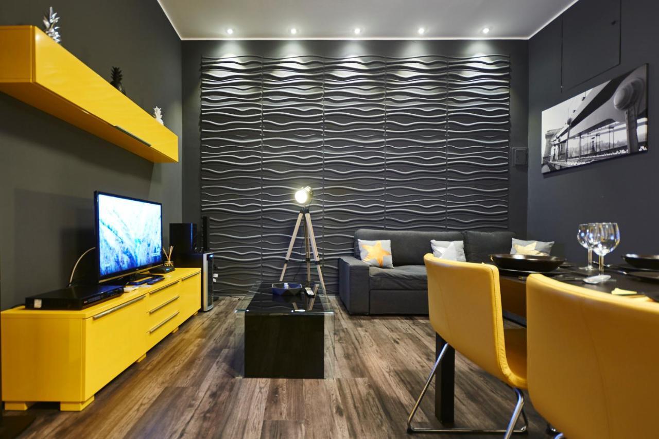 Central Location Yellow-Black Apartment Budapest Exterior foto