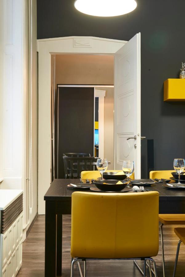 Central Location Yellow-Black Apartment Budapest Exterior foto