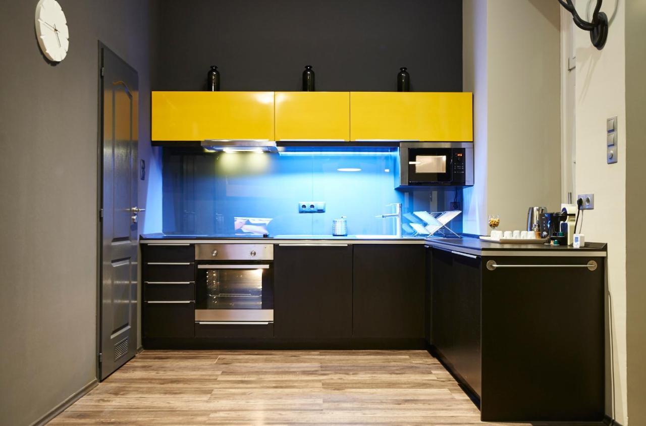 Central Location Yellow-Black Apartment Budapest Exterior foto
