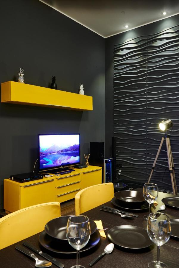 Central Location Yellow-Black Apartment Budapest Exterior foto
